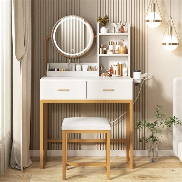 Essential Standing Vanity Mirror: Perfect For Makeup And Styling